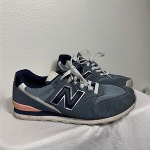 New Balance 996 Women’s Blue Pink White Lace Up Athletic Trainer Sneakers 8